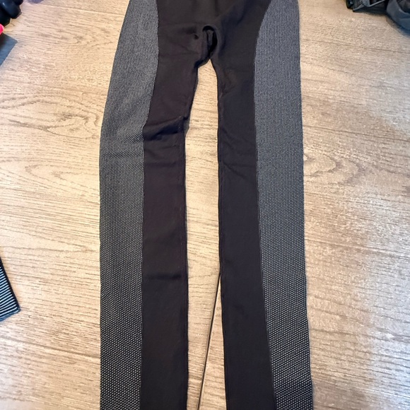 Base layers - Picture 4 of 5